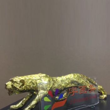 金色树脂摆件各种型号适合汽车办公室摆放