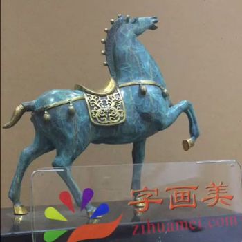 昂首铜马复古财富象征全铜摆件