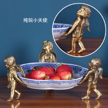 欧式家居客厅装饰水果盘小天使镶铜陶瓷干果碟轻奢样板房软装摆件