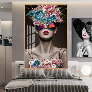 现代简约适合酒店别墅美女装饰画高档轻奢晶瓷画装饰画铝合金框