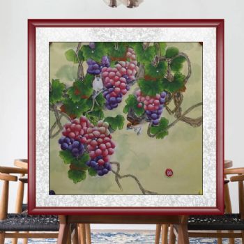 工笔葡萄四尺斗方纯手绘国画葡萄寓意夫妻恩爱紫气东西