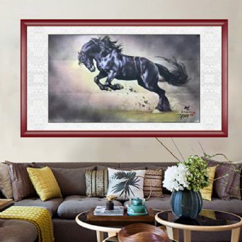 一匹黑马朝鲜国画水墨动物国画骏马图实木画框