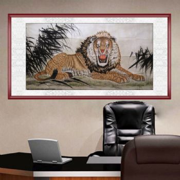 手绘 动物画 国画 雄狮威震八方 典雅红褐实木框