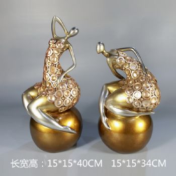 创意摆件欢乐的女子雕塑摆件欧式摆件精品手工雕塑